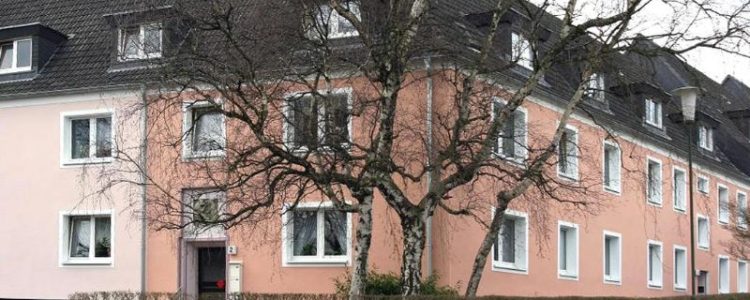 15875561