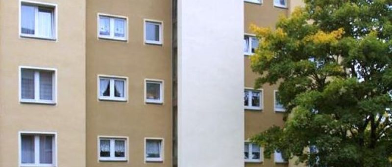 16676471